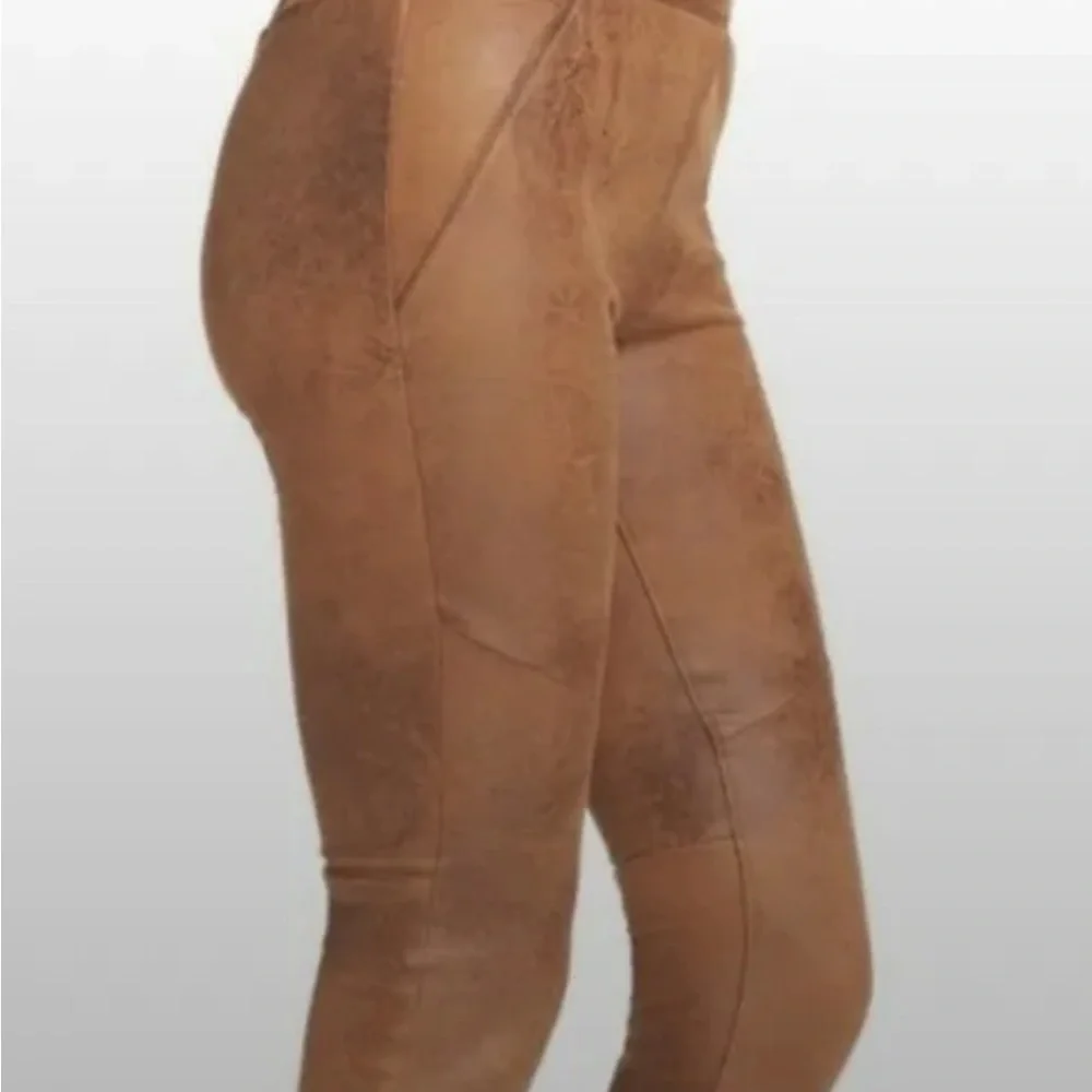NEW FREE PEOPLE FAUX SUEDE LEATHER BROWN LEGGINGS 6 - Picture 4 of 7